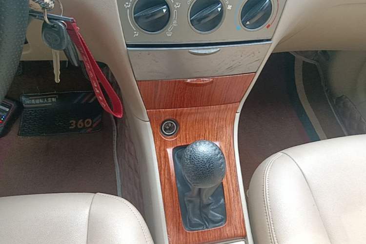 Used Toyota Corolla EX 2013 1.6L Manual Excellence Edition Gear Lever