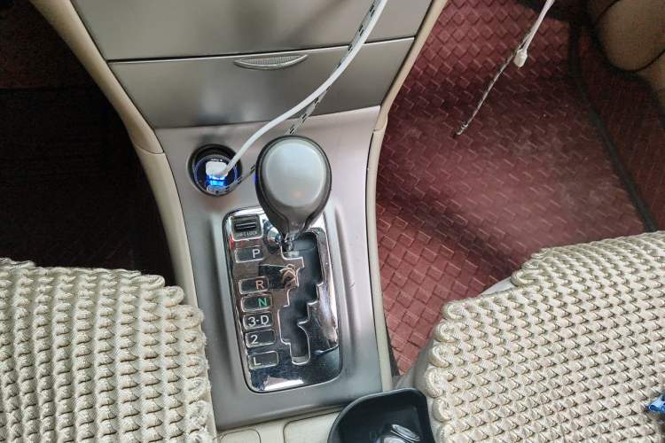 Used Toyota Corolla EX 2013 1.6L Automatic Excellence Edition Gear Lever