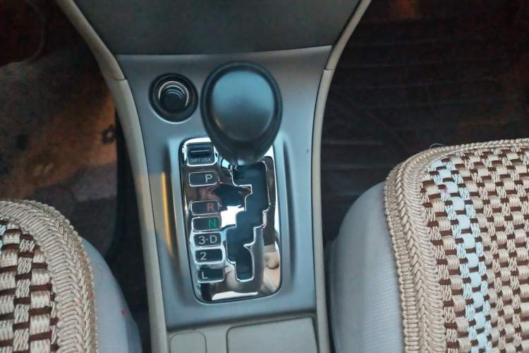 Used Toyota Corolla EX 2013 1.6L Automatic Excellence Edition Gear Lever