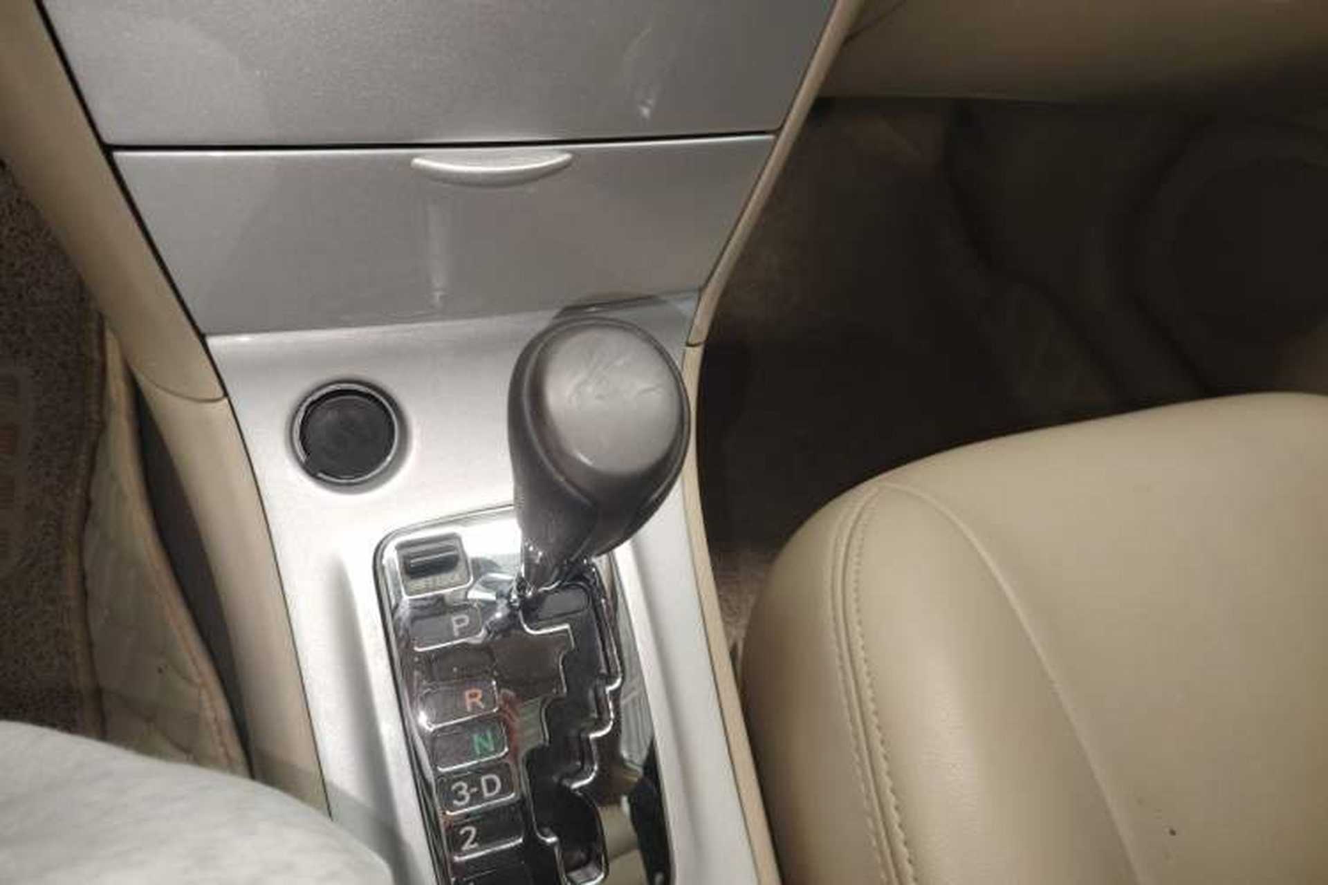 Used Toyota Corolla EX 2013 1.6L Automatic Excellence Edition Gear Lever