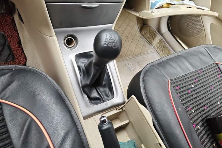 Used Toyota Corolla EX 2013 1.6L Manual Excellence Edition Gear Lever