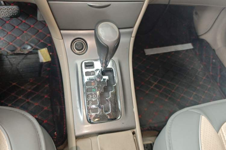 Used Toyota Corolla EX 2013 1.6L Automatic Luxury Edition Gear Lever