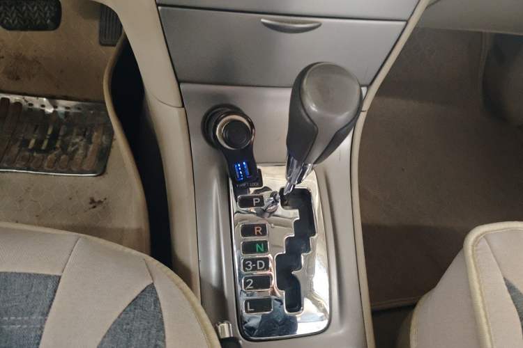 Used Toyota Corolla EX 2013 1.6L Automatic Luxury Edition Gear Lever