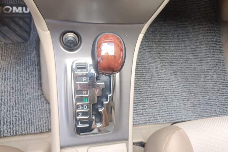 Used Toyota Corolla EX 2013 1.6L Automatic Excellence Edition Gear Lever