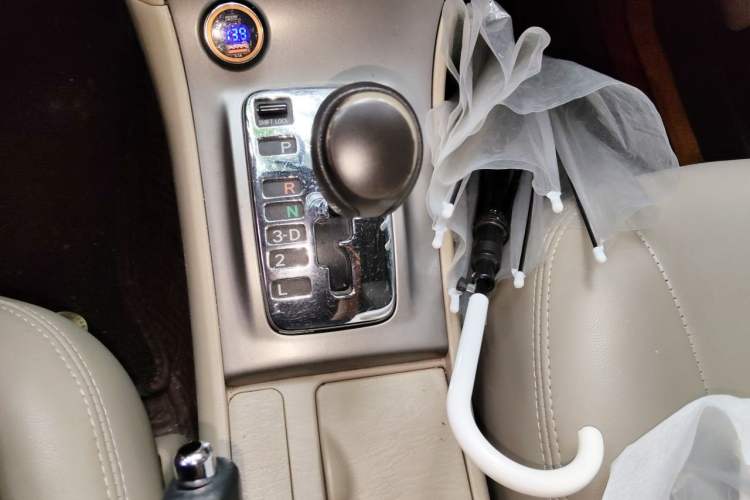 Used Toyota Corolla EX 2013 1.6L Automatic Excellence Edition Gear Lever