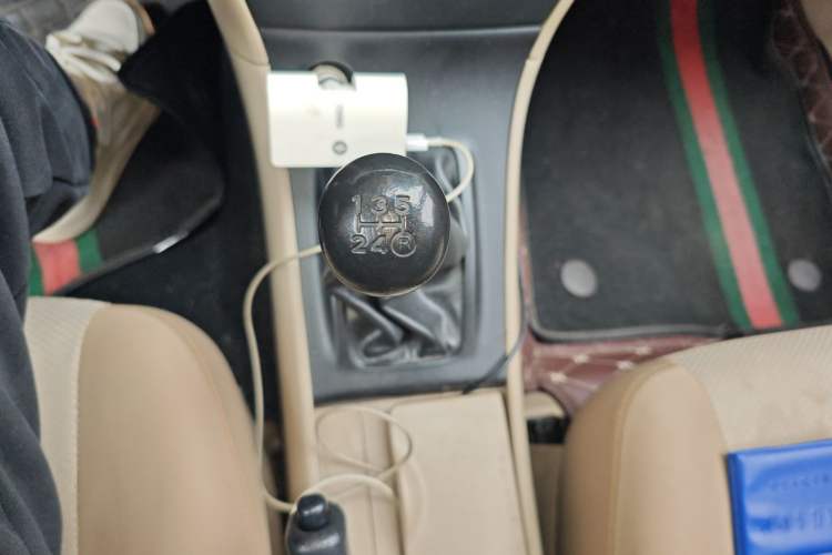 Used Toyota Corolla EX 2013 1.6L Manual Value Edition Gear Lever