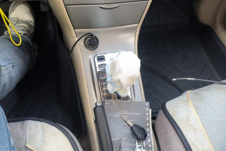 Used Toyota Corolla EX 2013 1.6L Automatic Excellence Edition Gear Lever