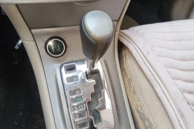 Used Toyota Corolla EX 2013 1.6L Automatic Excellence Edition Gear Lever