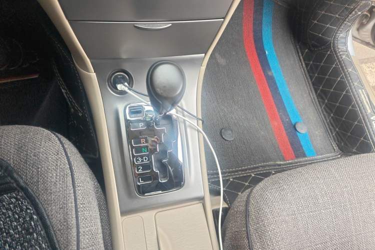 Used Toyota Corolla EX 2013 1.6L Automatic Excellence Edition Gear Lever