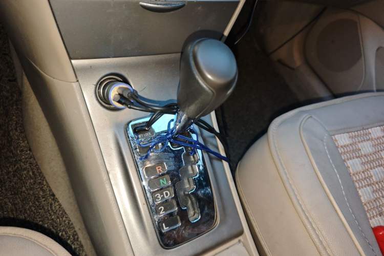 Used Toyota Corolla EX 2013 1.6L Automatic Luxury Edition Gear Lever
