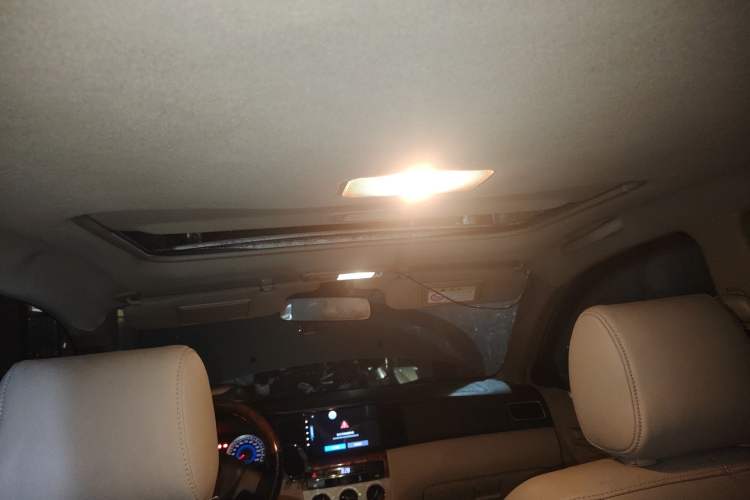Used Toyota Corolla EX 2013 1.6L Manual Luxury Edition Headliner