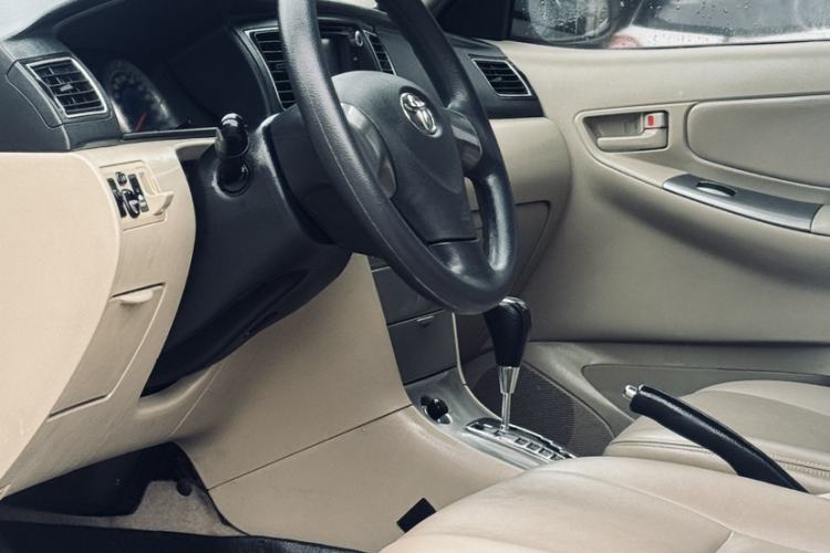 Used Toyota Corolla EX 2013 1.6L Automatic Excellence Edition Interior 1