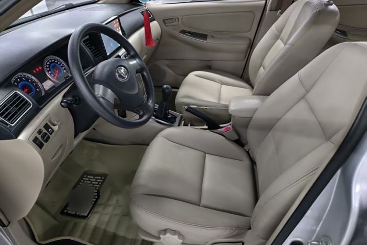 Used Toyota Corolla EX 2013 1.6L Manual Luxury Edition Interior 2