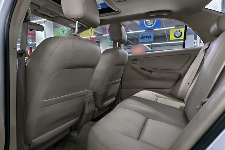 Used Toyota Corolla EX 2013 1.6L Manual Luxury Edition Interior 3