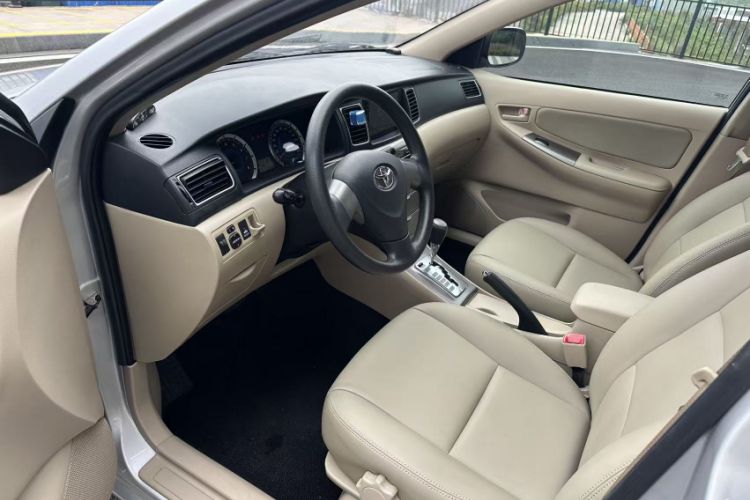 Used Toyota Corolla EX 2013 1.6L Automatic Excellence Edition Interior 3
