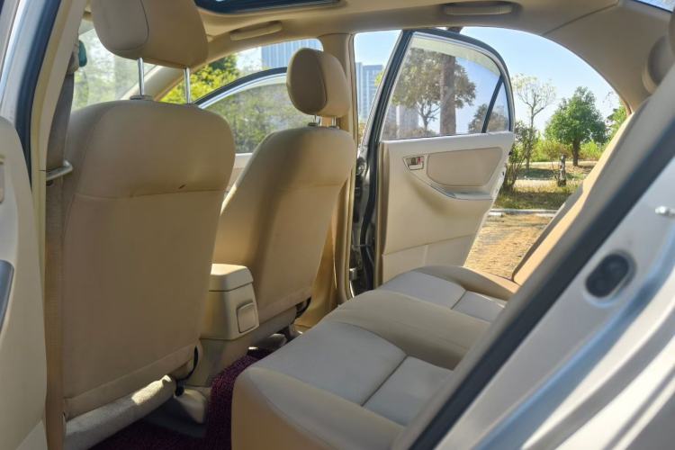 Used Toyota Corolla EX 2013 1.6L Automatic Excellence Edition Interior 3
