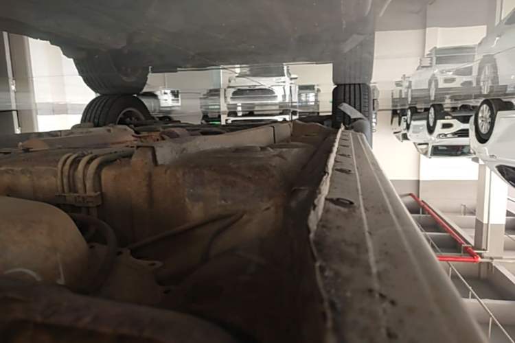 Used Toyota Corolla EX 2013 1.6L Automatic Excellence Edition Left Side Sill