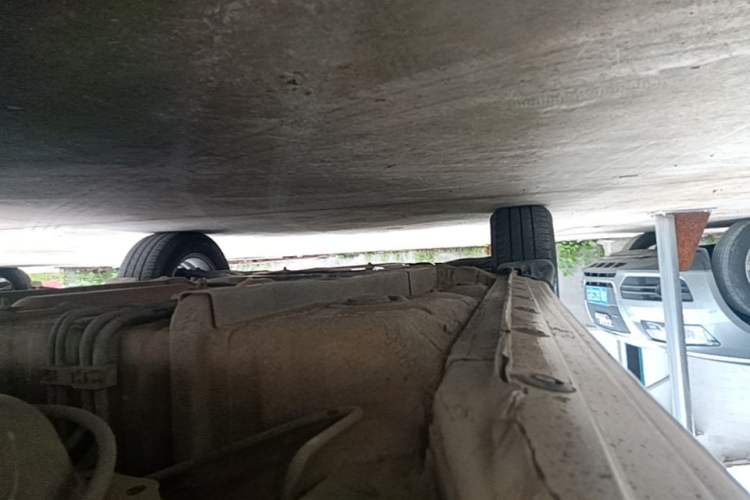 Used Toyota Corolla EX 2013 1.6L Manual Excellence Edition Left Side Sill