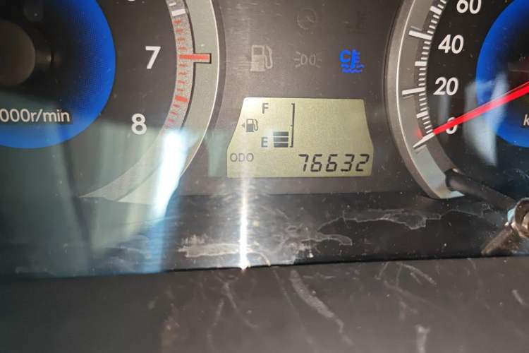 Used Toyota Corolla EX 2013 1.6L Manual Luxury Edition Odometer Close Up