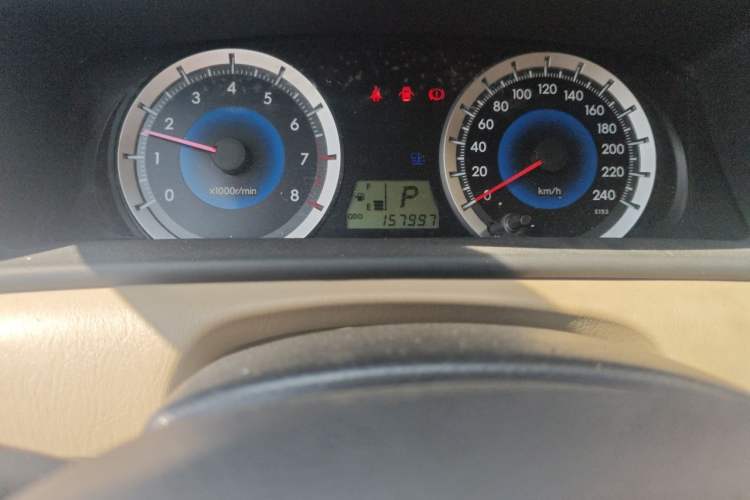 Used Toyota Corolla EX 2013 1.6L Automatic Excellence Edition Odometer Close Up