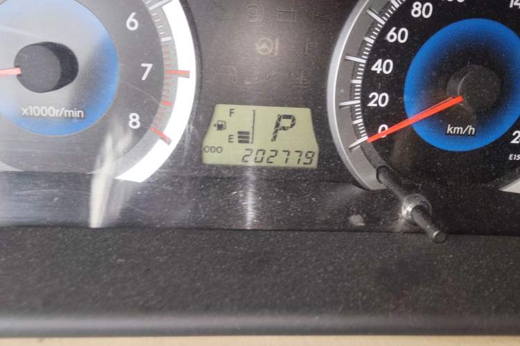 Used Toyota Corolla EX 2013 1.6L Automatic Excellence Edition Odometer Close Up