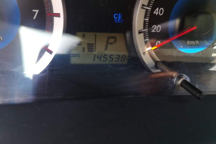 Used Toyota Corolla EX 2013 1.6L Automatic Excellence Edition Odometer Close Up