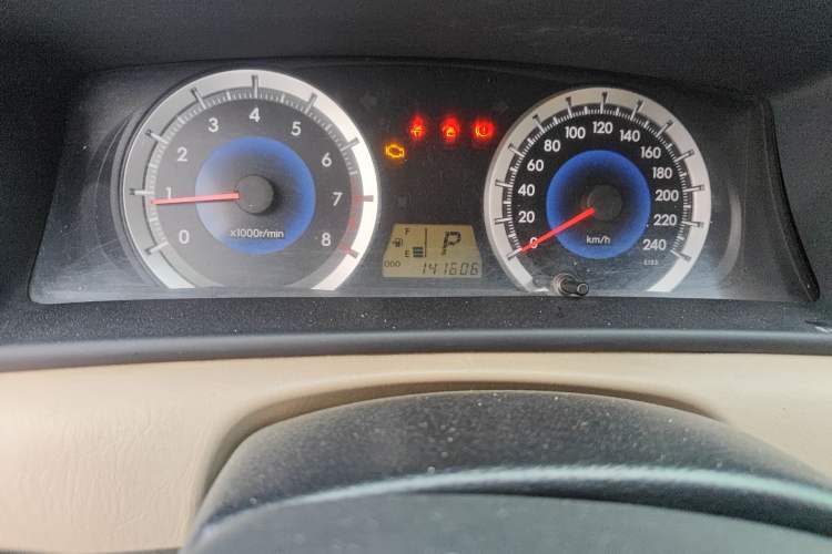 Used Toyota Corolla EX 2013 1.6L Automatic Luxury Edition Odometer Close Up