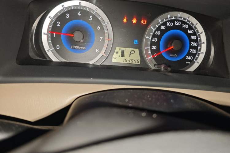 Used Toyota Corolla EX 2013 1.6L Automatic Excellence Edition Odometer Close Up