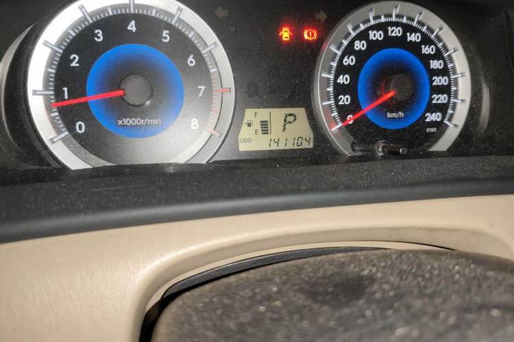 Used Toyota Corolla EX 2013 1.6L Automatic Luxury Edition Odometer Close Up