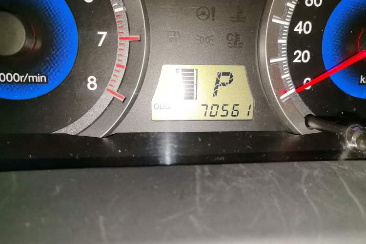 Used Toyota Corolla EX 2013 1.6L Automatic Luxury Edition Odometer Close Up