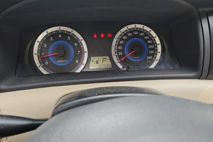 Used Toyota Corolla EX 2013 1.6L Automatic Excellence Edition Odometer Close Up