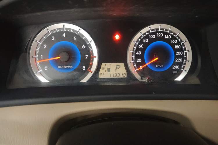 Used Toyota Corolla EX 2013 1.6L Automatic Luxury Edition Odometer Close Up