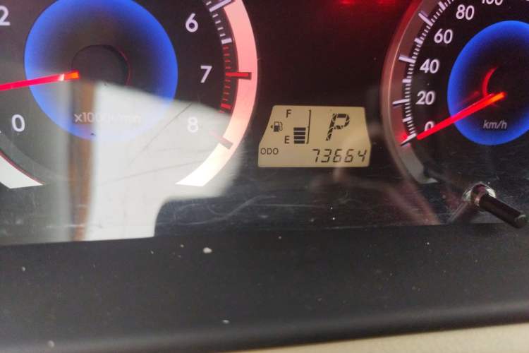 Used Toyota Corolla EX 2013 1.6L Automatic Luxury Edition Odometer Close Up