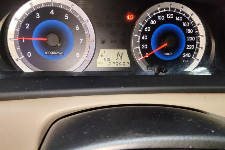Used Toyota Corolla EX 2013 1.6L Automatic Excellence Edition Odometer Close Up