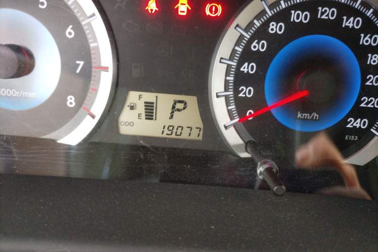Used Toyota Corolla EX 2013 1.6L Automatic Luxury Edition Odometer Close Up