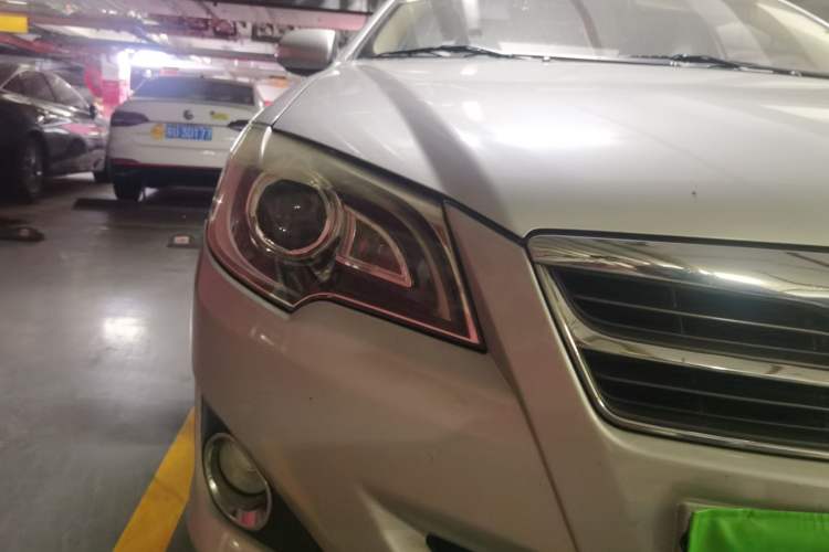 Used Toyota Corolla EX 2013 1.6L Automatic Luxury Edition Right Front Headlight