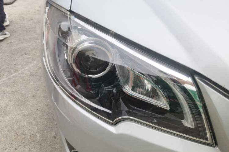 Used Toyota Corolla EX 2013 1.6L Manual Luxury Edition Right Front Headlight