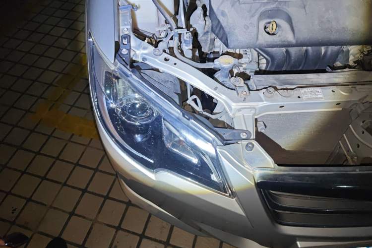 Used Toyota Corolla EX 2013 1.6L Automatic Excellence Edition Right Front Headlight