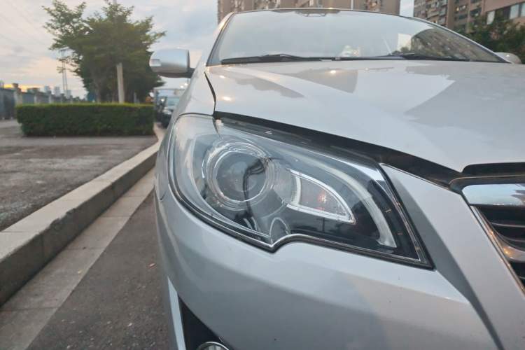 Used Toyota Corolla EX 2013 1.6L Automatic Excellence Edition Right Front Headlight