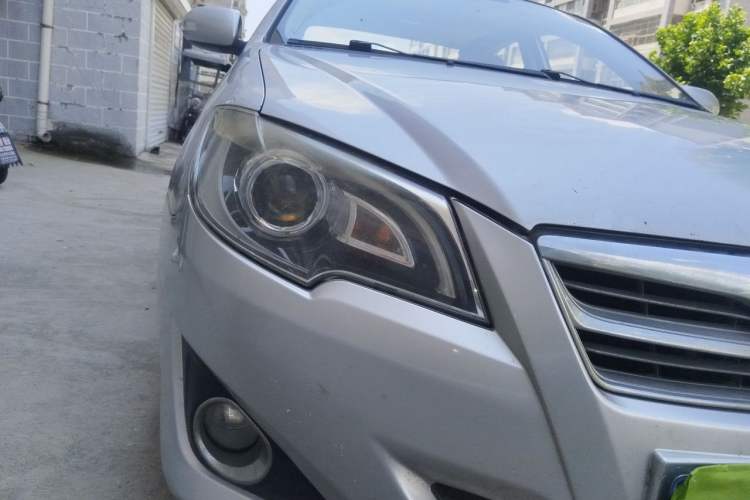 Used Toyota Corolla EX 2013 1.6L Automatic Excellence Edition Right Front Headlight