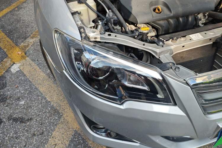 Used Toyota Corolla EX 2013 1.6L Automatic Luxury Edition Right Front Headlight