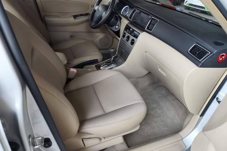 Used Toyota Corolla EX 2013 1.6L Automatic Excellence Edition Right Front Seat
