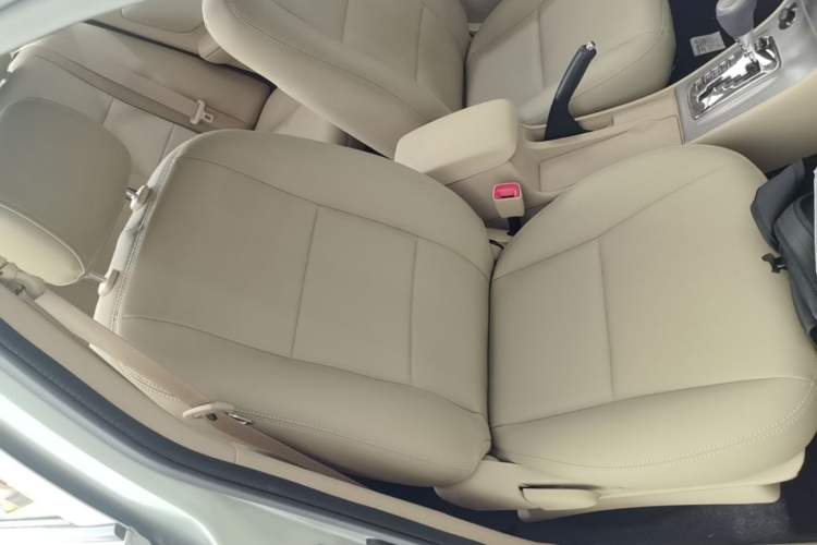 Used Toyota Corolla EX 2013 1.6L Automatic Excellence Edition Right Front Seat