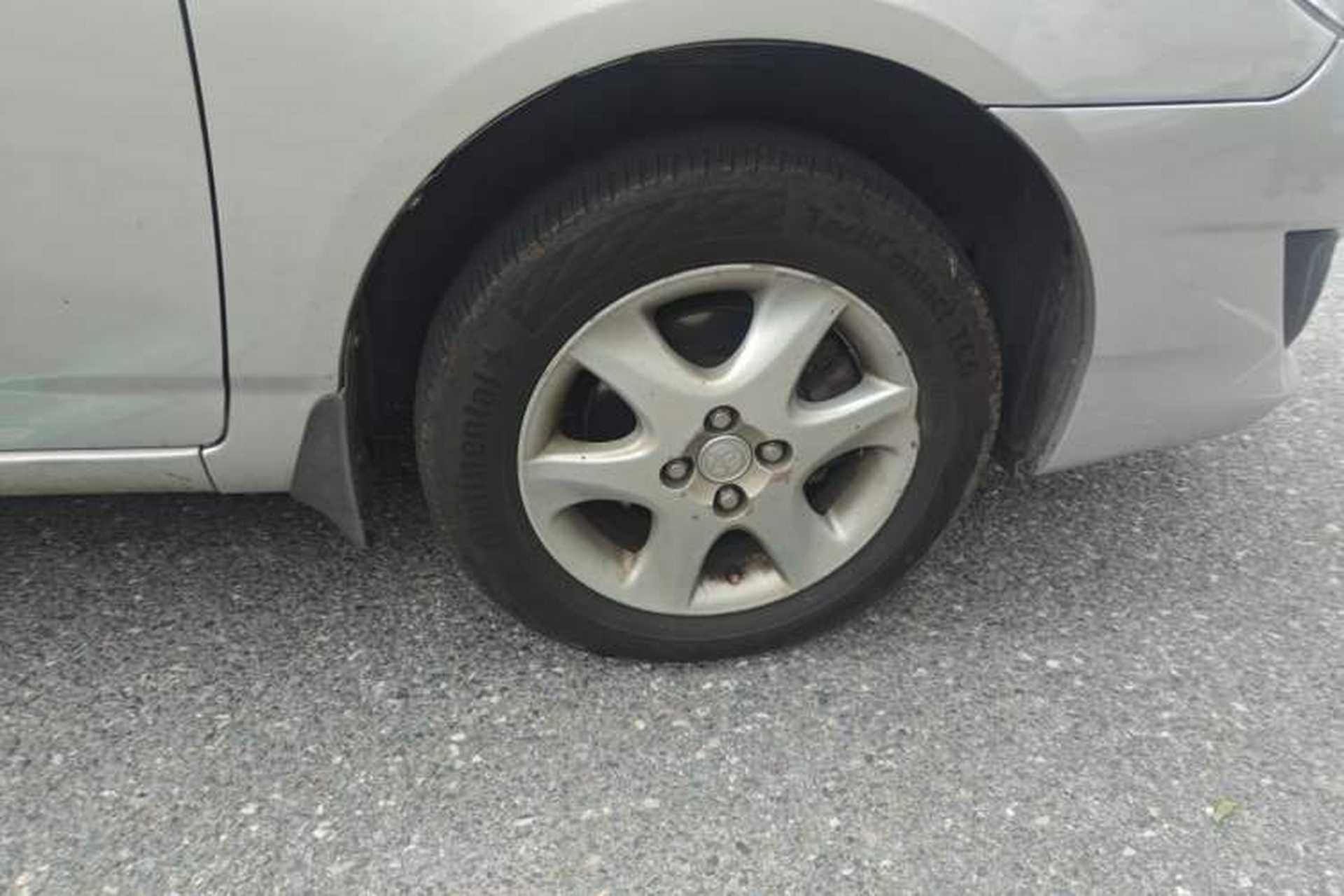 Used Toyota Corolla EX 2013 1.6L Automatic Luxury Edition Right Front Wheel Hub