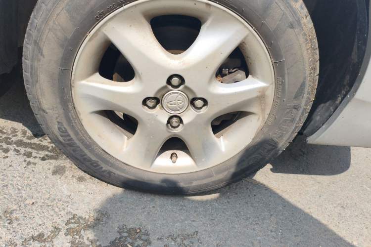 Used Toyota Corolla EX 2013 1.6L Automatic Luxury Edition Right Front Wheel Hub