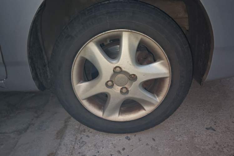 Used Toyota Corolla EX 2013 1.6L Manual Excellence Edition Right Front Wheel Hub