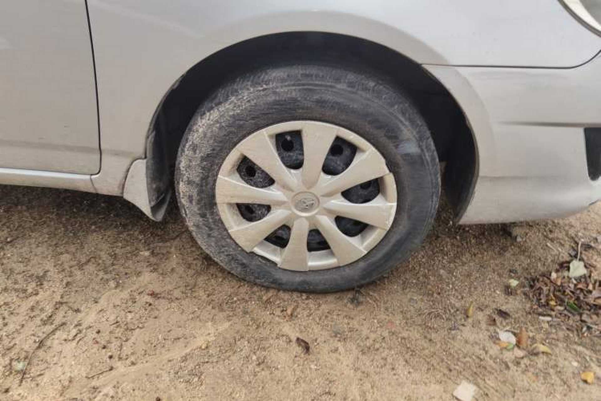 Used Toyota Corolla EX 2013 1.6L Automatic Excellence Edition Right Front Wheel Hub