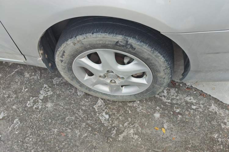 Used Toyota Corolla EX 2013 1.6L Automatic Luxury Edition Right Front Wheel Hub
