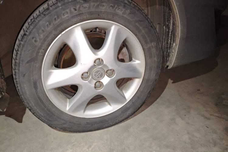 Used Toyota Corolla EX 2013 1.6L Manual Excellence Edition Right Front Wheel Hub