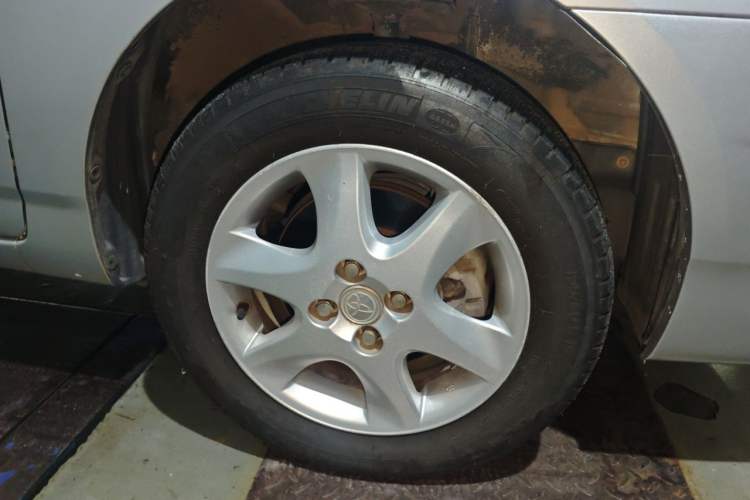 Used Toyota Corolla EX 2013 1.6L Automatic Luxury Edition Right Front Wheel Hub